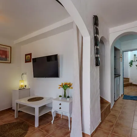Casa Del Patito With Vista By Duckling